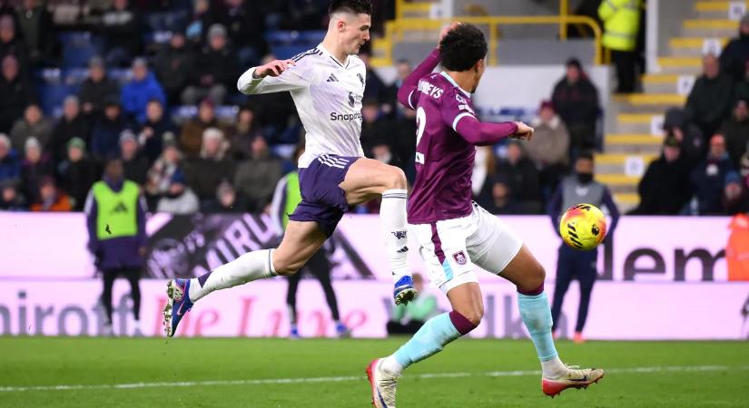 Amorim menesztése után is csak döntetlenre volt képes az MU a kiesőjelölt ellen