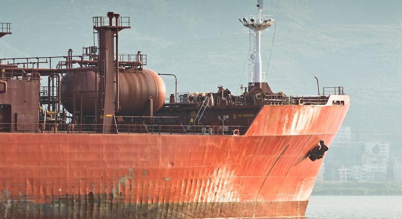 Az Egyesült Államok lefoglalta a „szellemflotta” második olajszállító hajóját