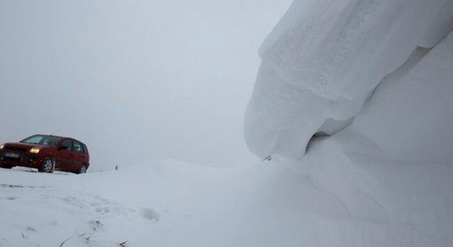 Hófúvás miatt másodfokú riasztást adott ki a HungaroMet a Dunántúlon