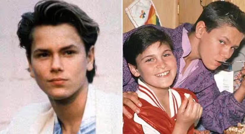 Most lenne 55 éves River Phoenix – testvére, Joaquin karjai között hunyt el