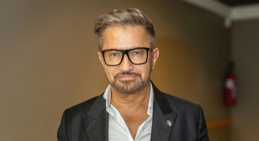 Jákob Zoltánt alaposan próbára tette egy rajongója: Zokogva utasította vissza az ajándékot