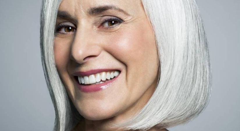 50 felett idén nincs divatosabb ezeknél a frizuráknál – Éveket fiatalítanak a nőies fazonok