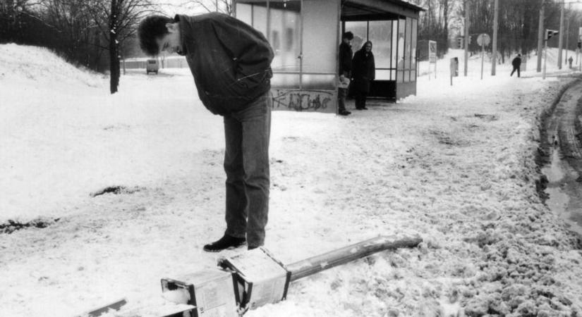 Fotókon a '87-es nagy havazás, ami a vasművet sem kímélte