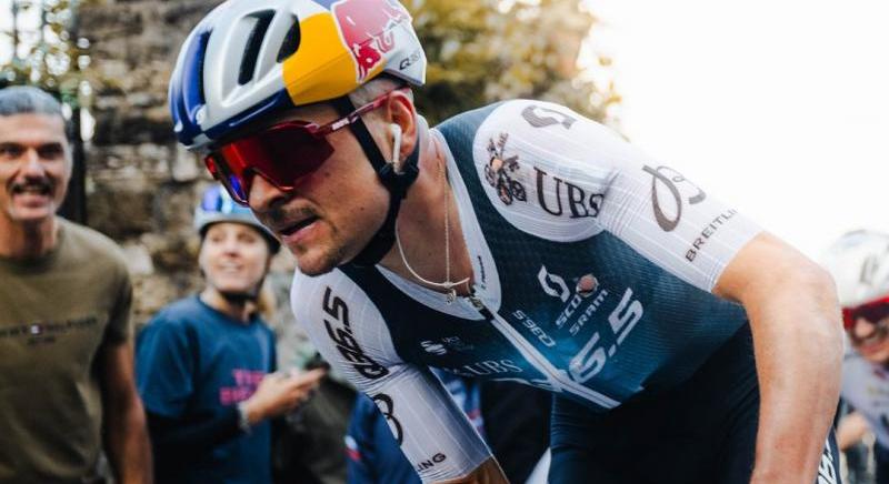 Pidcockk szaktanak a hagyomnyokkal, Chilbe megy magaslati edztborba a Pinarello–Q36.5