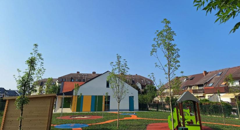 Rengeteg játék, modern terek: mintegy harminc gyermeket fogad a Zöldike bölcsőde
