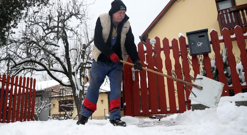 Brutális hideg és hófúvás: ilyen idő vár ránk ma