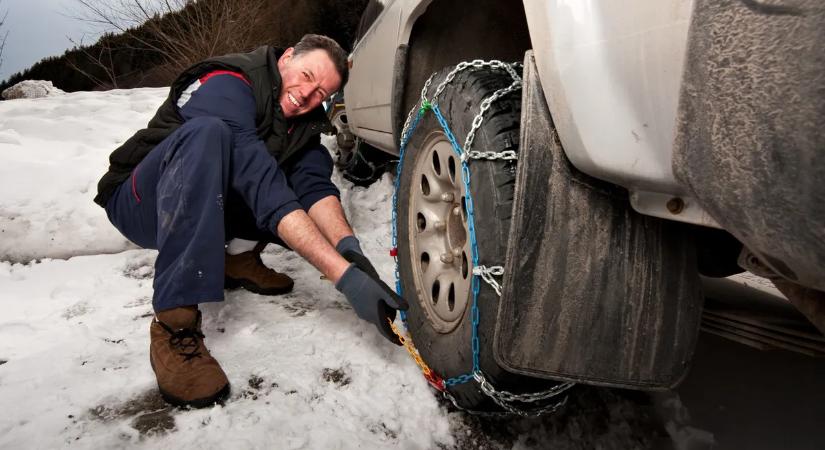 Hólánc felszerelése: így lesz biztonságos a téli utazás