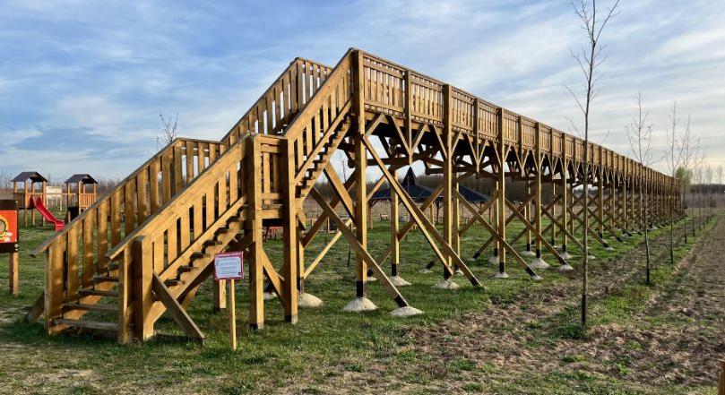 Lombkoronasétány: kihallgatták a korábbi polgármestert