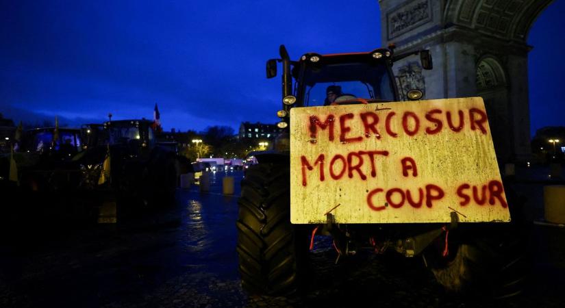 A francia gazdák ismét elfoglalják Párizst, de a Mecosur-megállapodást már nem tudják megakadályozni
