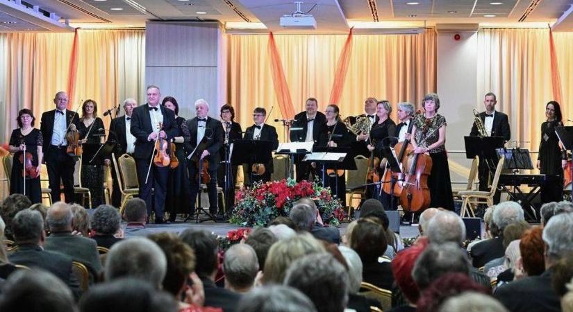 Fantasztikus hangulatban köszöntötték az új esztendőt a Hotel Eger & Parkban