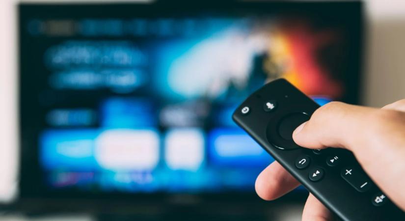 16 milliárd forintos bírság után megszünteti a tévés reklámjait az egyik legnagyobb élelmiszerbolt Franciaországban