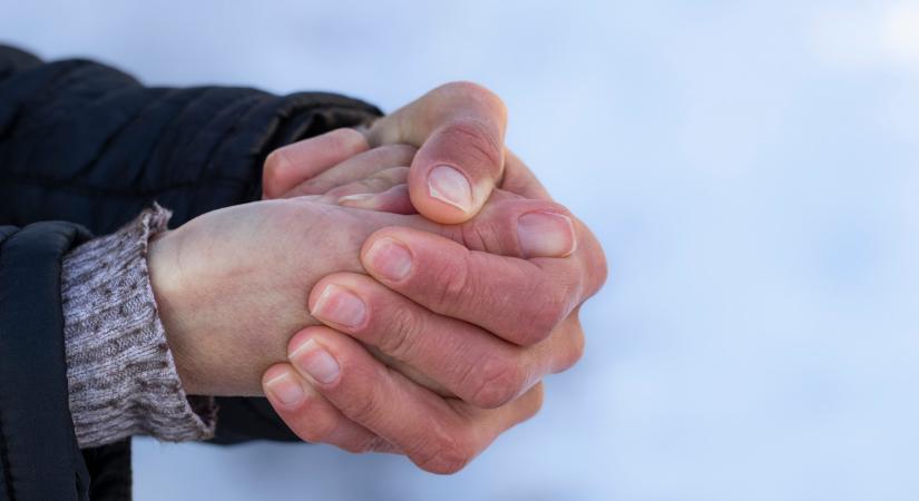 Sokkoló, hányan fagytak halálra ebben a kegyetlen hidegben: egyre több magyar hűl ki saját otthonában