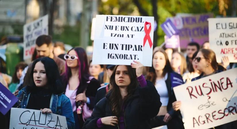 Hatvan nőgyilkosság és tüntetések kellettek hozzá, hogy Románia elinduljon a változás útján