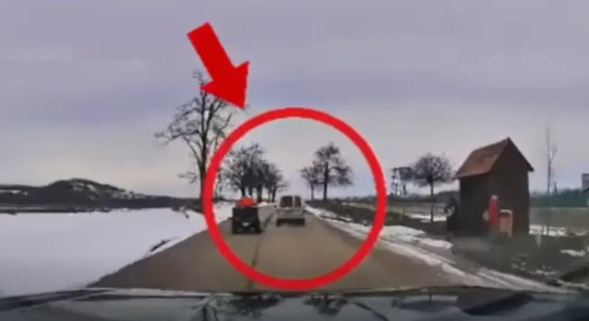 Sisak nélkül indult a hóban quadozni: kitalálod, milyen autó előtt verette?