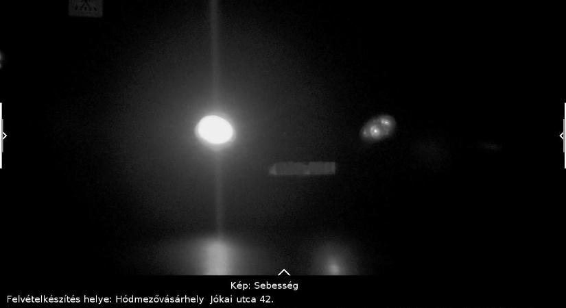 Száguldozót fogott a traffipax a Jókai utcán