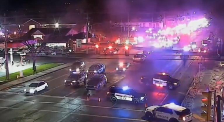 Lövöldözés volt egy mormon templom parkolójában, ketten meghaltak és hatan megsebesültek