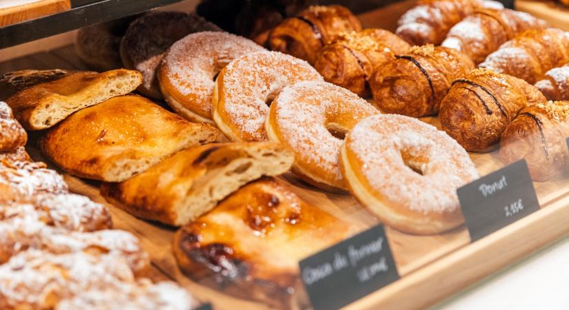 Rákkeltő tartósítószerek: pékárukban, felvágottakban, sajtokban is van belőlük