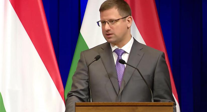 Gulyás Gergely: Beneš-dekrétumok? Megvárják a gyakorlati alkalmazást