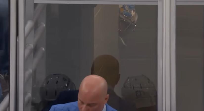 Bizarr szituáció a világ legerősebb ligájában: cserélt volna az edző, de nem találták a cserekapust