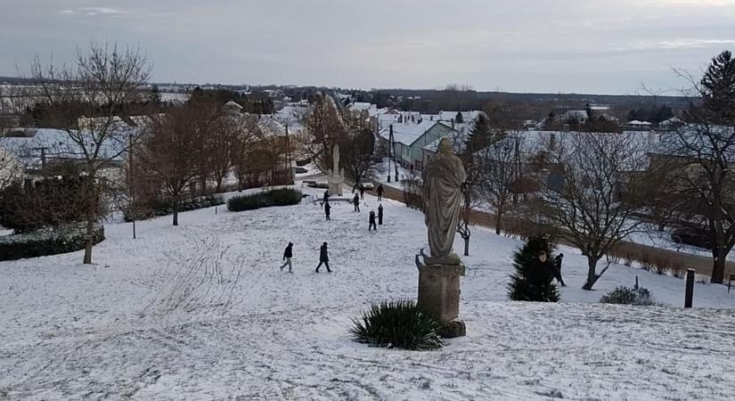 Hóesés: öröm vagy ellenségeskedés?