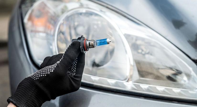 Újabb irat vált kötelezővé, büntet a rendőr, ha ez nincs a kocsiban