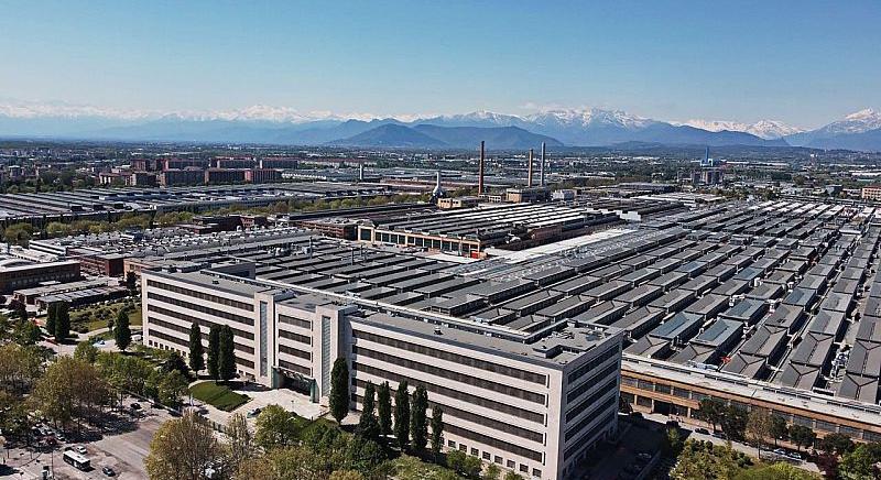 Történelmi mélységbe zuhant az olasz autógyártás