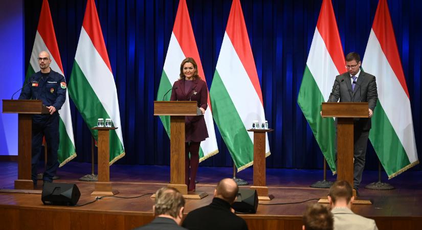 Tél tábornok még a Kormányinfót is megtámadta, de sikerült visszaverni