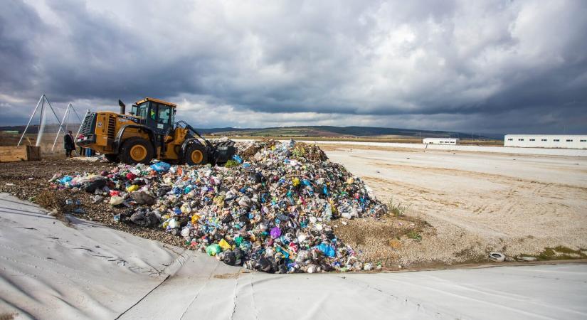Drágult a hulladékszállítás Háromszéken, de kedvezménnyel is lehet fizetni