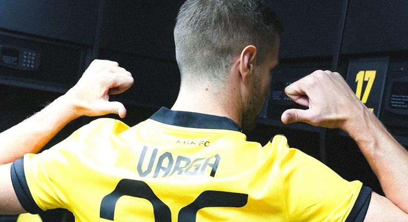 Magyar válogatott csatár lehet Varga Barnabás utódja a Fradiban