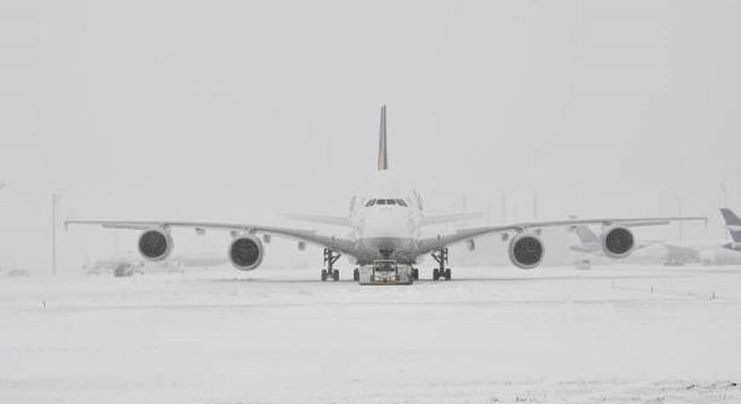 Pénzt nem adnak vissza, de senki nem marad az út szélén, ha lehal a közlekedés