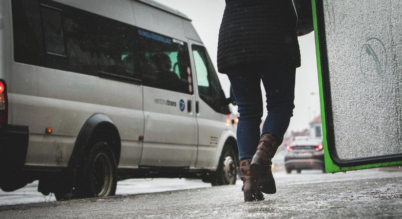 Jön az ónos eső: rendkívüli tanítási szünetet rendeltek el Pécsen