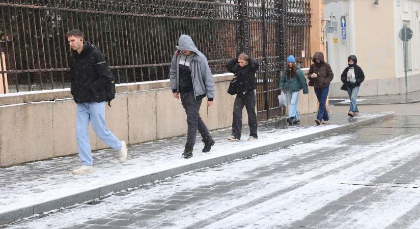 Közleményt adott ki a Biokom a pécsi havazás után