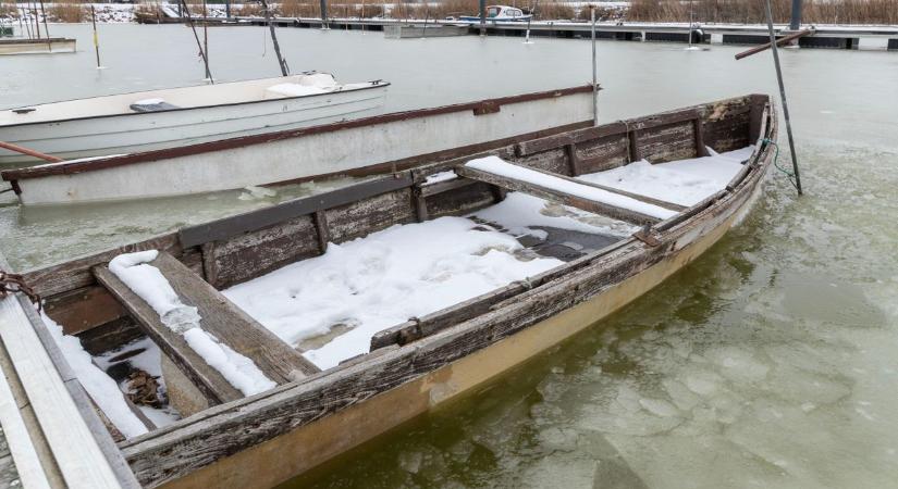 Jégbe borult a Velencei-tó  ez most a helyzet! (galéria)