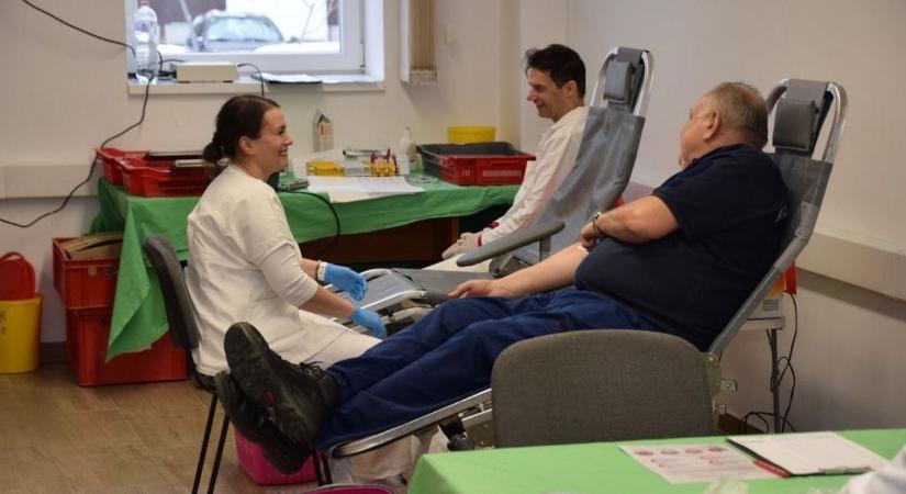 Véradással kezdték az évet a Tolna vármegyei katasztrófavédők