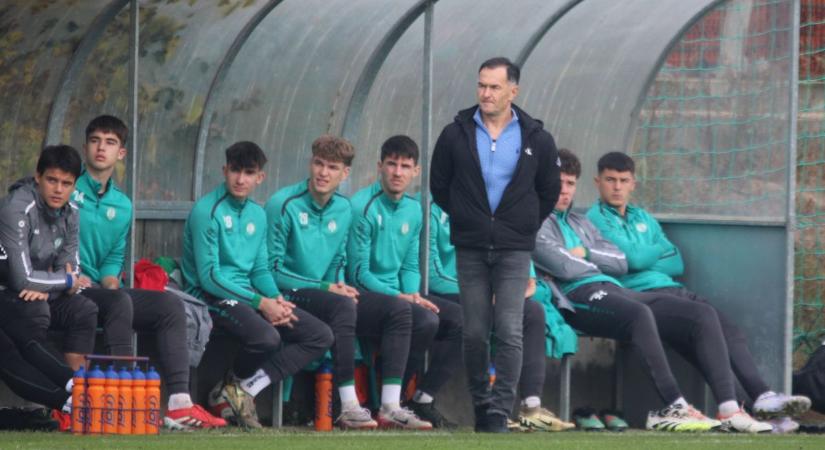 Felkészülés: megyei riválisokkal is összecsap a Paks csicsócsapata