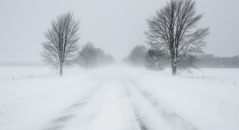 3 település vált megközelíthetetlenné a hófúvás miatt