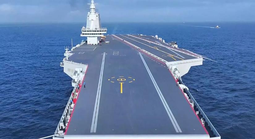 Ez a vég kezdete? Elindultak az orosz és a kínai hadihajók, valami készül