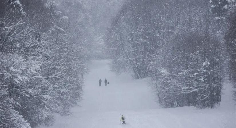 Megnyitott a pécsi sípálya