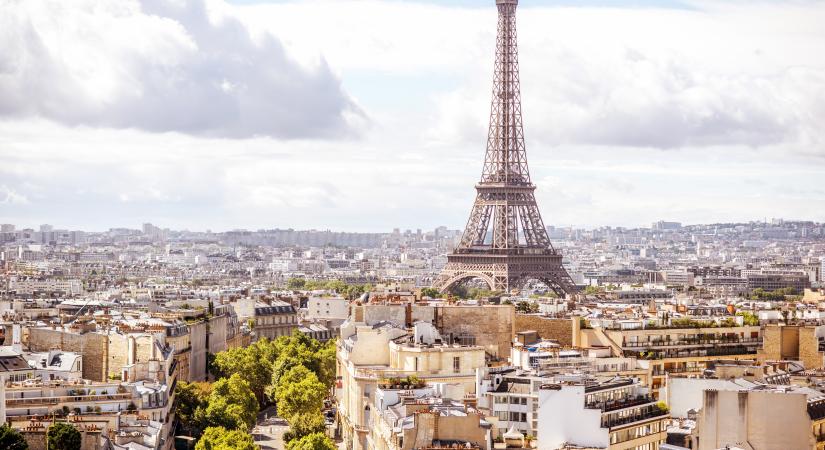 Hihetetlen mennyi turista megy Párizsba