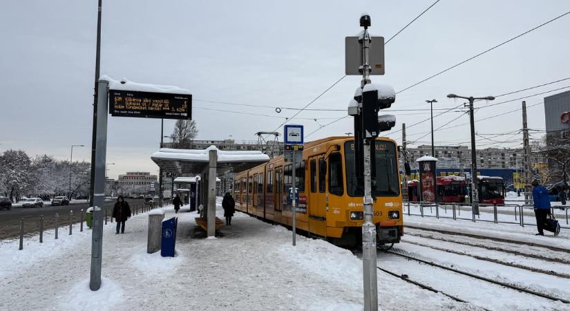 Így küzdött a havazással az ébredő főváros