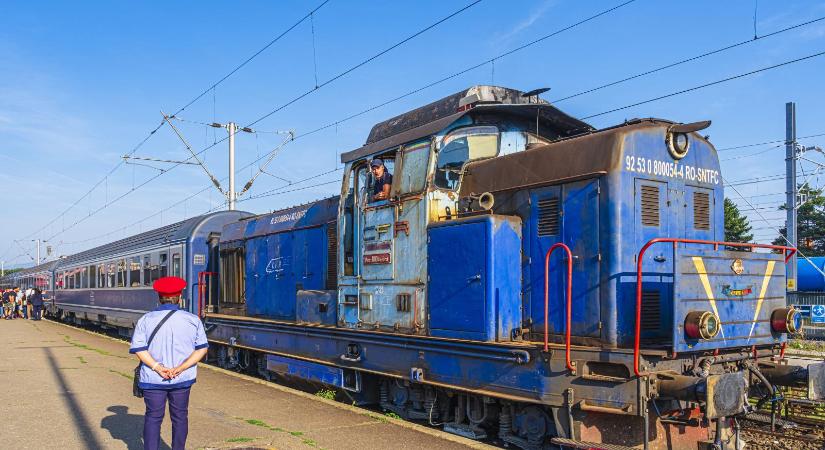 78 perccel korábban futott be egy vonat Romániában, így várakoznia kellett a megállóban, hogy betartsa a menetrendet