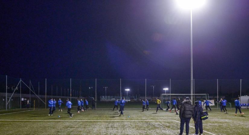 FC Hatvan: a pályabérlés az óránkénti 13 ezer forinttól 270 ezerig terjed