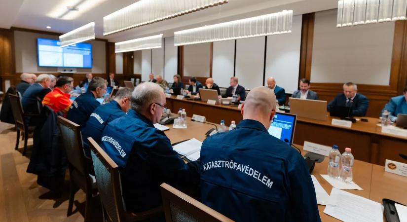 Az Operatív Törzs az extrém hideg ellenére kézben tartja az országot