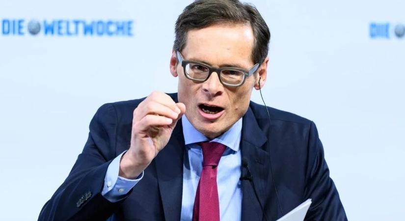 „Az EU valójában arra készül, hogy Oroszországgal háborúzzon” – svájci újságíró a Mandinernek (VIDEÓ)