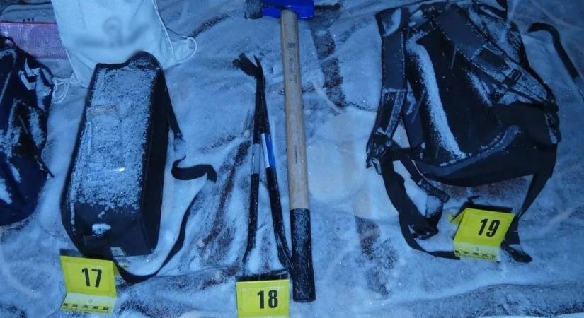 Osztrák iskolákat fosztogatott a román bűnbanda, Magyarországon kapcsolták le őket