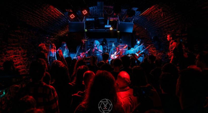 Bocsássa meg nékünk a Doomnezeu, ezt a koncertet sem hagyhattuk ki