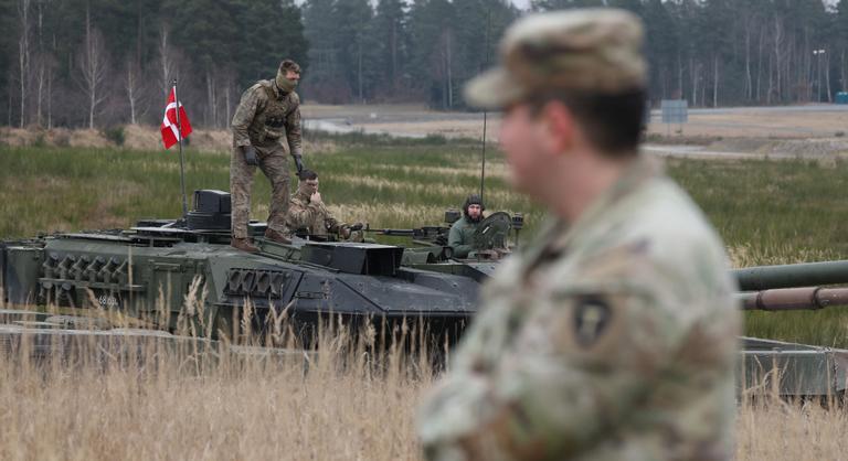 Dánia nem adná más kézbe Grönlandot, a sziget megszállóira parancs nélkül lőhetnek a katonák