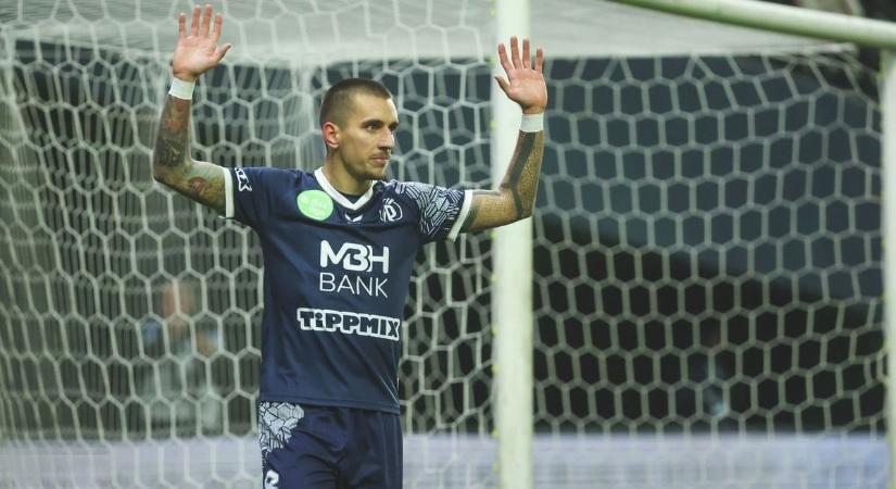 Varga Barnabást a magyar válogatott csatárával pótolná a Fradi