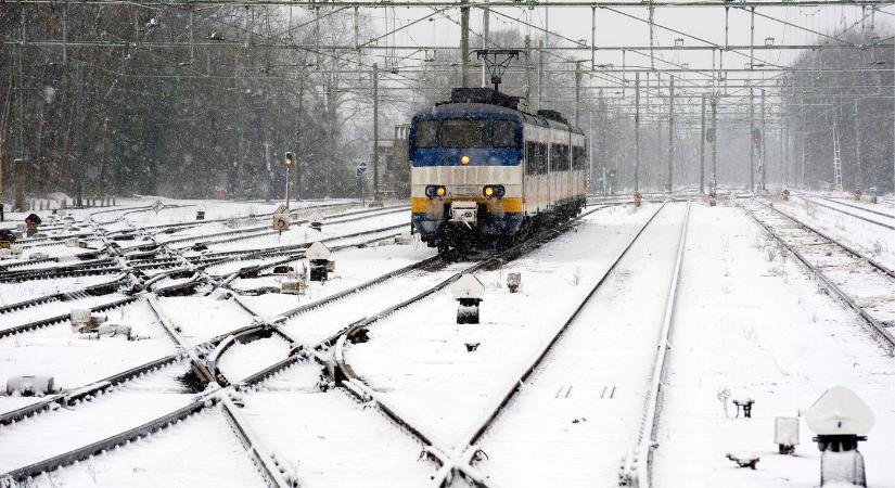 Sokkolták az országot Lázár szavai, rendkívüli bejelentést tett, embert próbáló napok előtt állunk