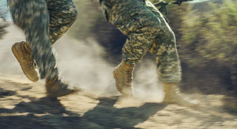 Megosztja a szlovák társadalmat a sorkatonaság visszaállításának kérdése